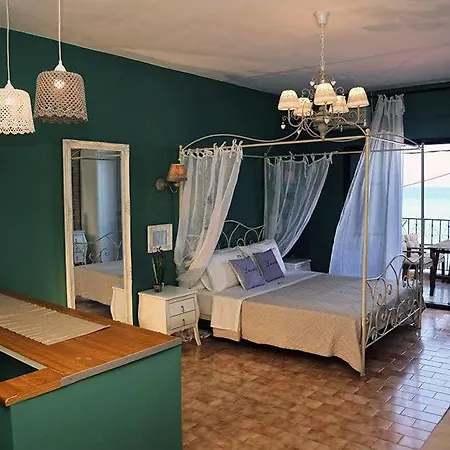 Alkionides Boutique Apartment Polychrono